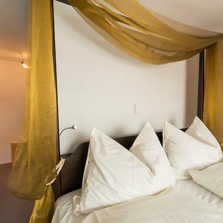 Amselfluh ארוזה